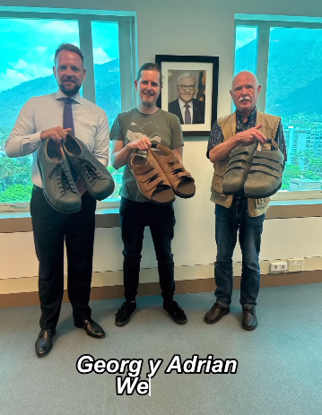 Georg y Adrian Wessels entregan los zapatos mas grandes del mundo a Jeison Rodríguez