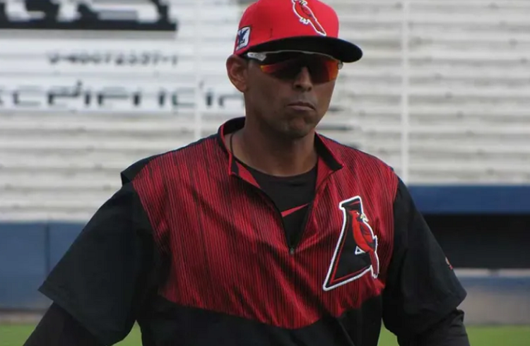 Luis Ugueto regresa a Cardenales de Lara