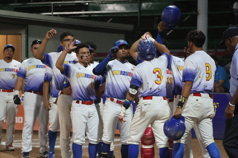 Venezuela logra su segunda victoria en el Mundial de softbol