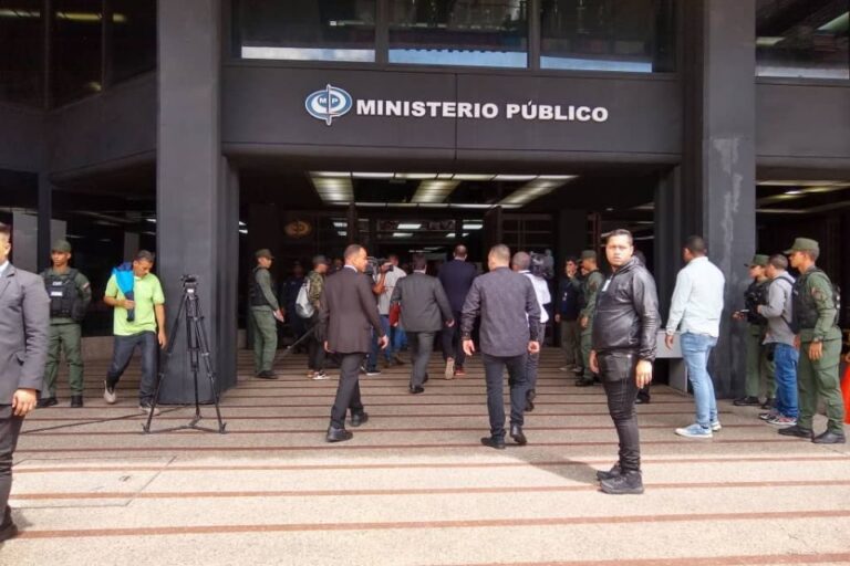 Fiscalía investiga desaparición de un bebé en la Maternidad Concepción Palacios