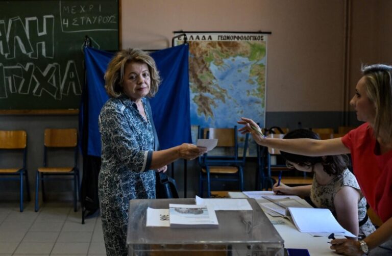 La extrema derecha mostró su fuerza en las elecciones europeas y provocó un terremoto político en Francia