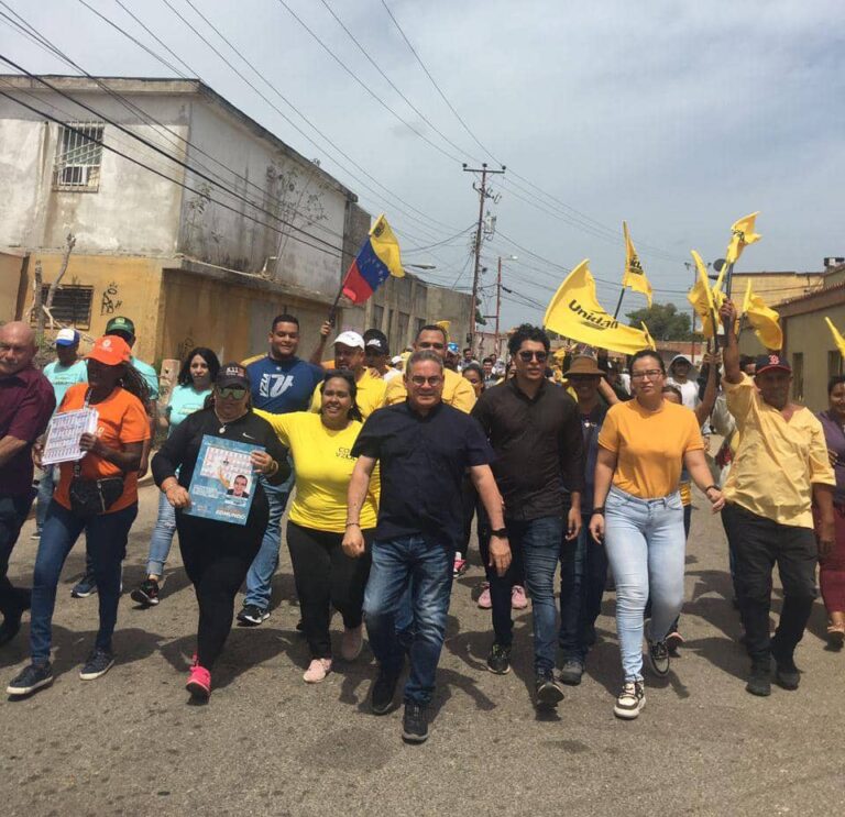 Unidad opositora en Falcón va «casa a casa» en busca de votos a favor de Edmundo González