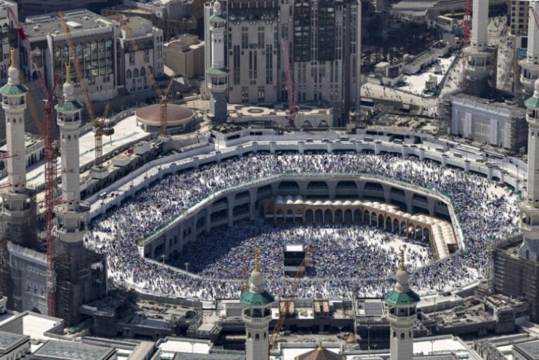 El peregrinaje del hach finaliza con un pico de calor mortal en Arabia Saudita