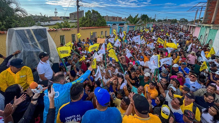José Brito en Cumaná: «Para los que piden debates, vengan conmigo, el debate está en la calle»