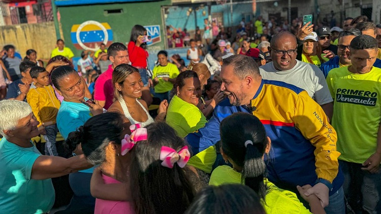 La Operación Galope arranca en Caracas: José Brito juramenta más de cinco mil movilizadores y defensores del voto de cara a las presidenciales del 28J