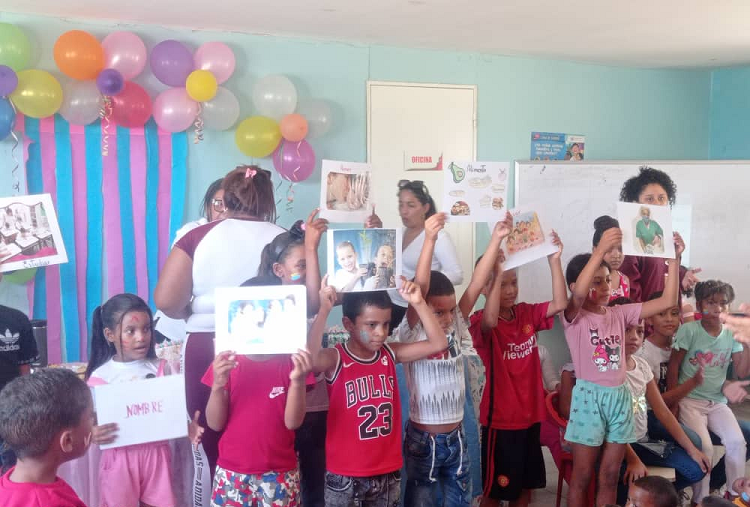 CESDIEM y Defensoría del Pueblo agasajaron a niños de La Candelaria de Coro