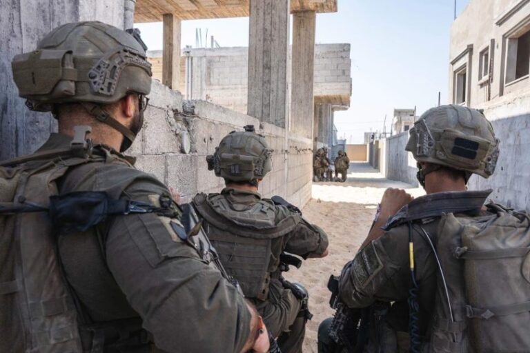 El ejército de Israel anuncia que ha recuperado los cadáveres de cinco rehenes en Gaza