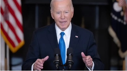 Biden condenó atentado contra Trump y se alegra de que esté «bien»