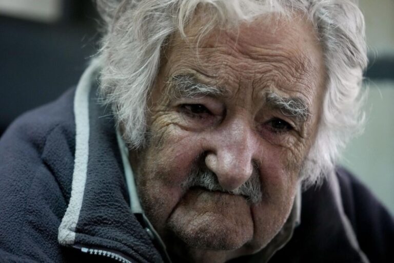 Mujica sale del hospital: «Ha sido un día pesado»