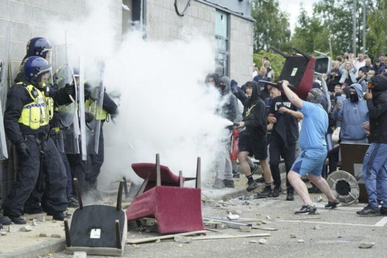 Primera condena por la violencia en el Reino Unido