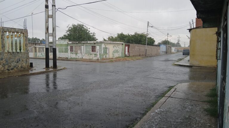 Tormenta Tropical Ernesto podría generar nubosidad y precipitaciones las próximas 48 horas en Falcón