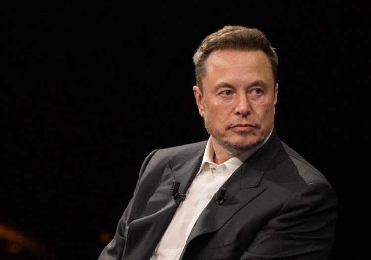 Elon Musk: «Biden solo fingía ser presidente»