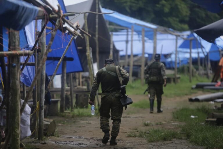 Autoridades ubicaron un campamento clandestino de migrantes en el Darién