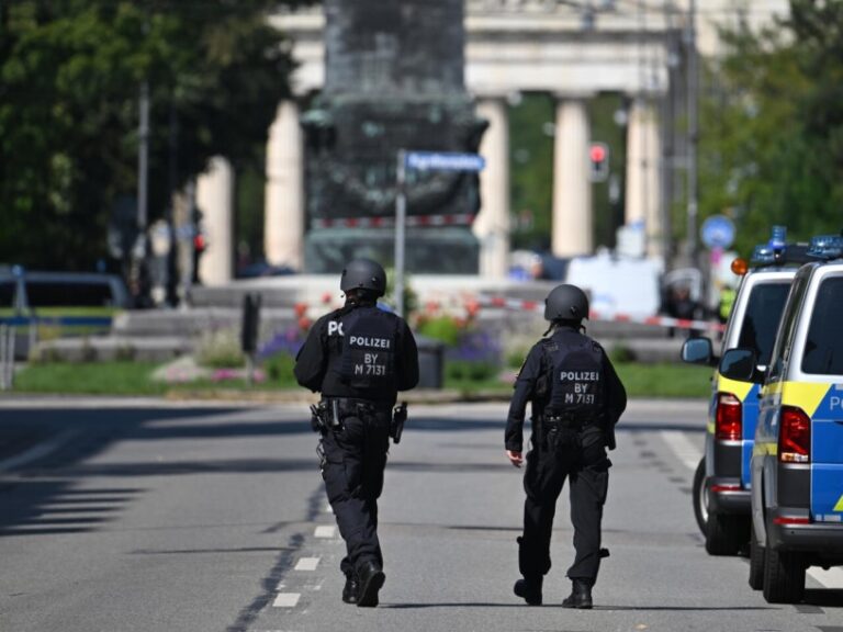 La policía mata a un hombre que abrió fuego cerca del consulado israelí en Múnich