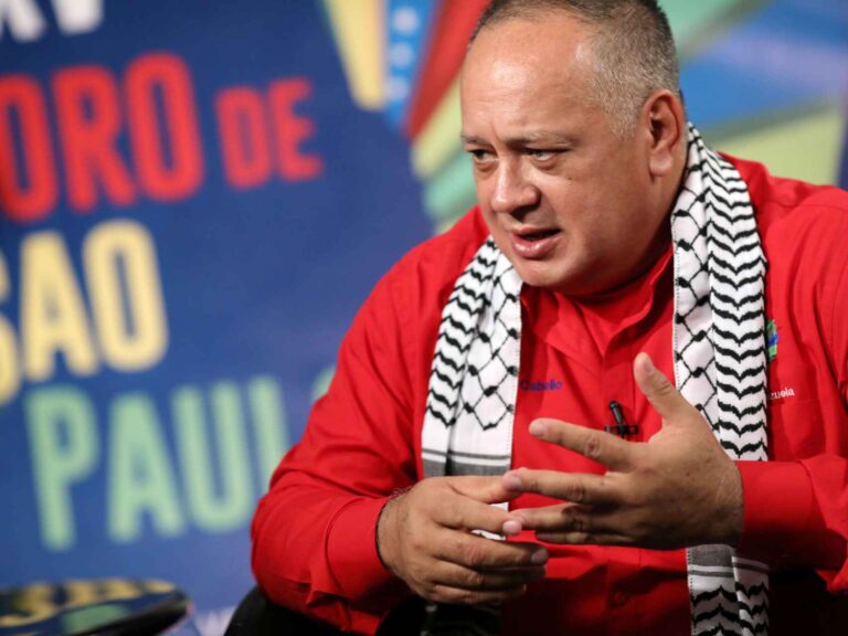 Cabello: «Seré breve: Nosotros venceremos» sobre exilio de Edmundo a España