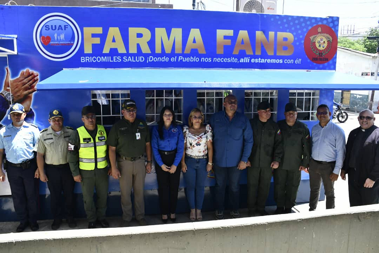 FANB instala farmacia fija en Punto Fijo