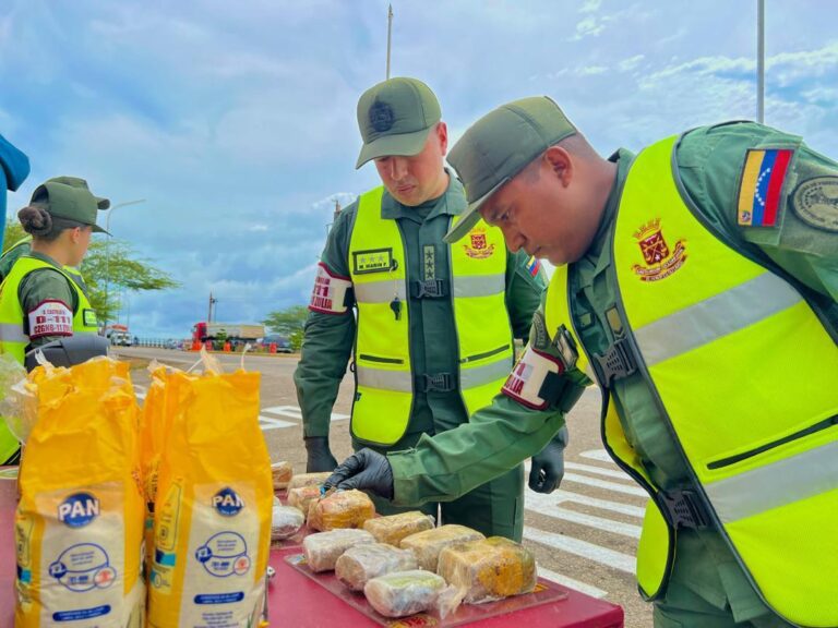 Zulia| GNB incauta droga oculta en paquetes de harina de maíz y en un cajón de música