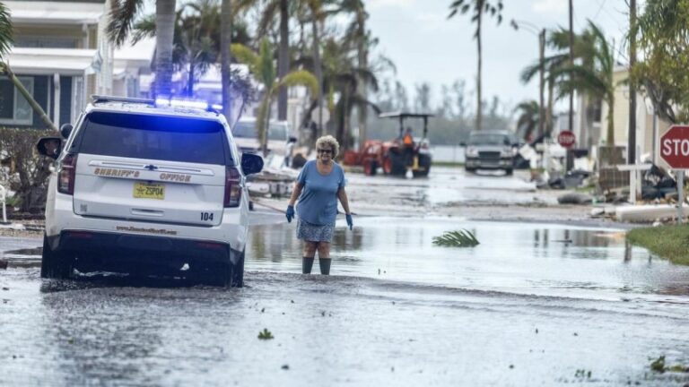 Suben a 16 los muertos por huracán Milton en Florida