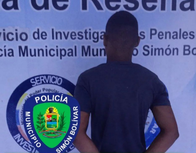 Tres jóvenes detenidos por prenderle fuego a una casa