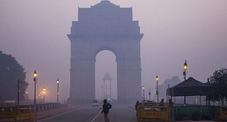 La capital de India, asfixiada por una «peligrosa» nube de contaminación