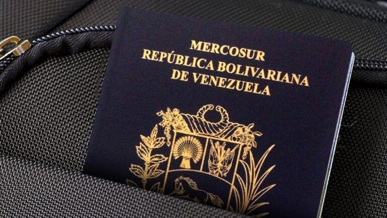 Venezolanos con pasaporte vencido no podrán hacer trámites en España