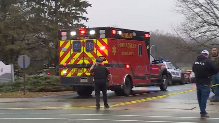 Reportan 5 muertos y varias personas heridas en una escuela de Wisconsin