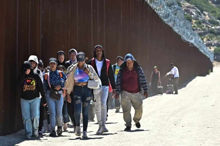 México alista un plan ante posibles deportaciones masivas desde EEUU