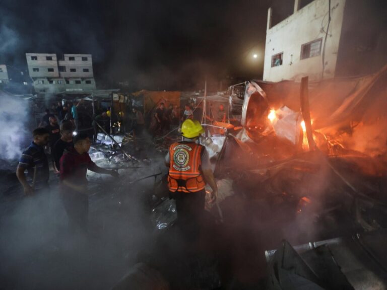 Al menos 58 muertos dejan bombardeos israelíes en Gaza