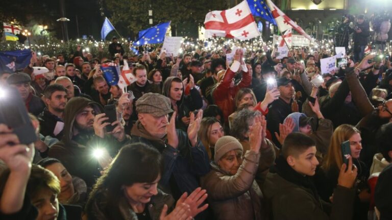 Continúan protestas en Georgia para exigir nuevas elecciones