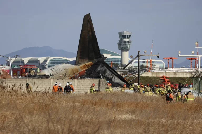 Corea del Sur declaró siete días de luto nacional por el accidente aéreo de Jeju Air