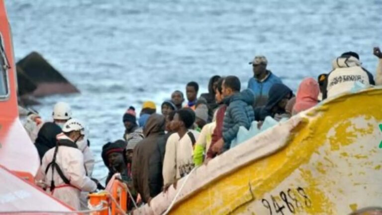 Cerca de 70 desaparecidos en el naufragio de un barco de migrantes en Marruecos, según el gobierno de Malí