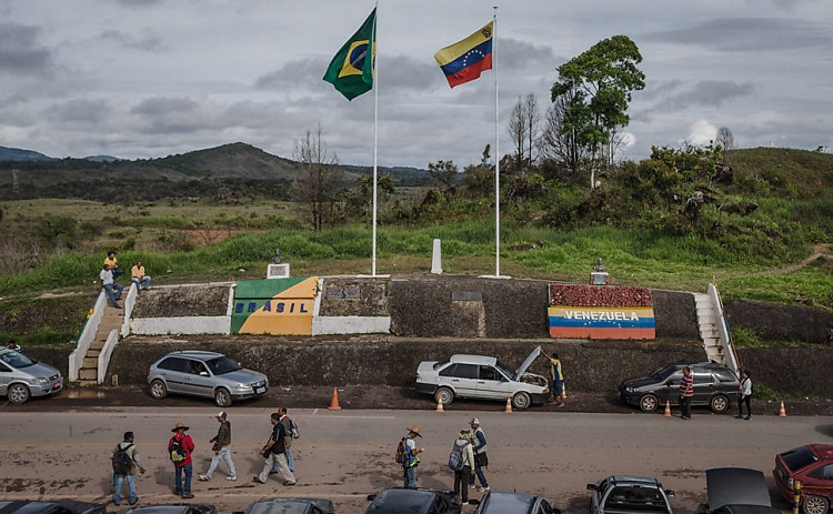 Venezuela también reabre su frontera con Brasil