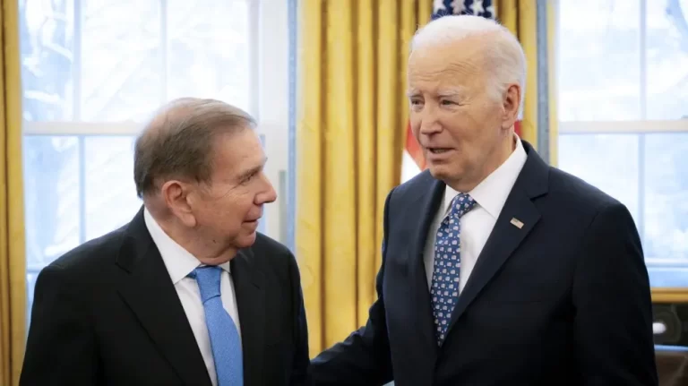 Tras recibir a Edmundo González Urrutia, Joe Biden reiteró su apoyo para “restaurar la democracia en Venezuela”