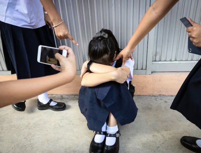 Texas: niña latina se suicida tras amenazas de deportación de otros alumnos