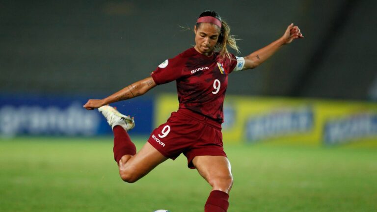 Deyna Castellanos revela que se siente infeliz en la vinotinto