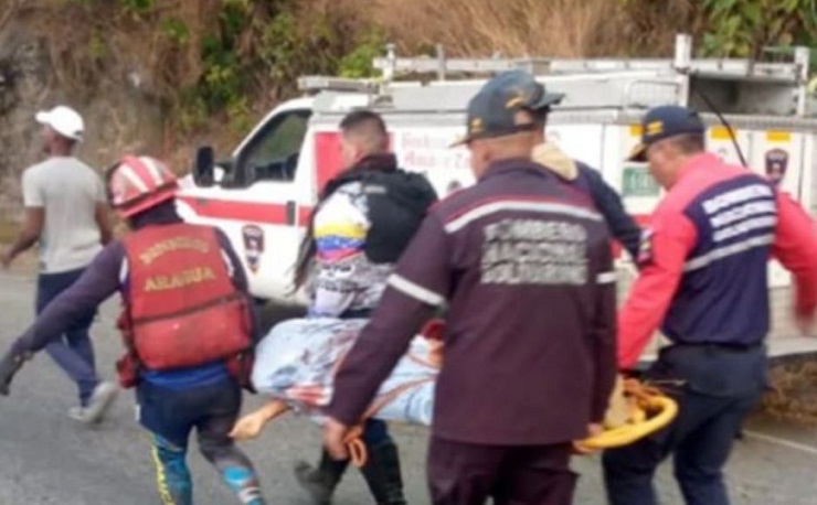 Cuatro personas, entre ellas una embarazada y una bebé mueren en accidente en la Colonia Tovar