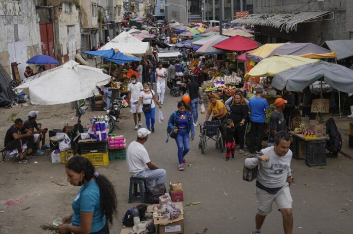 VENEZUELA-POBREZA-ESTUDIO
